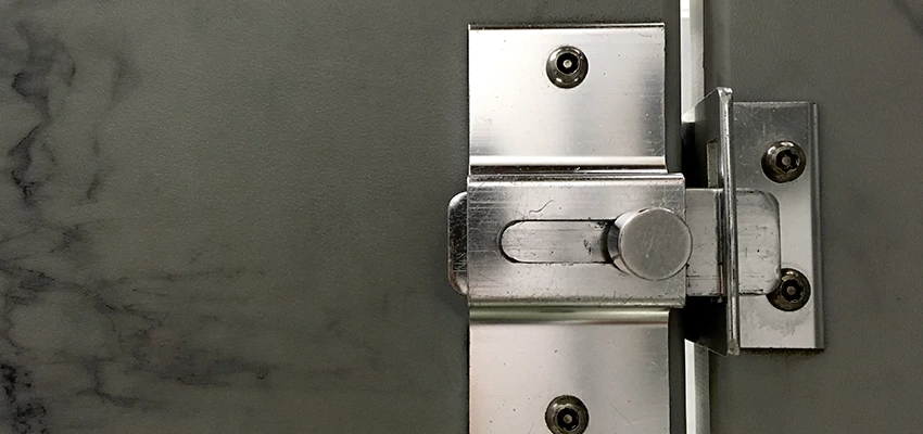 Fix A Room Door Lock in Mayflower Village, CA